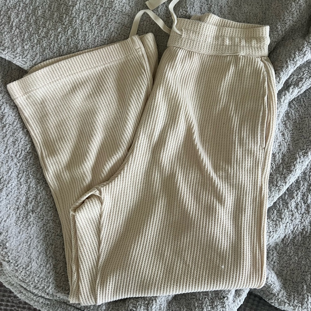 Charlie Holiday Cream Ribbed Lounge Pants